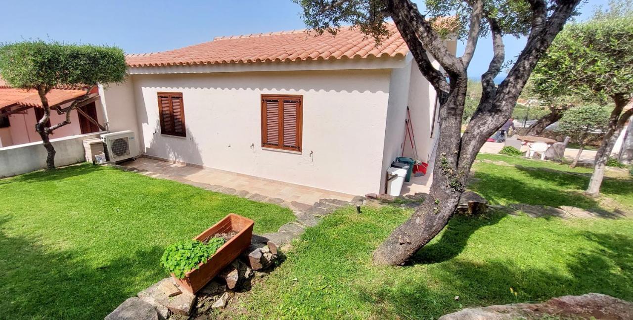 Iss Travel, Sea View Apartment Il Corbezzolo - Ground Floor With Air-Condition San Teodoro  Kültér fotó
